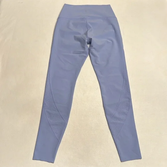 PELOTON Cadent Laser Perforated Legging Ice Blue - Picture 5 of 5